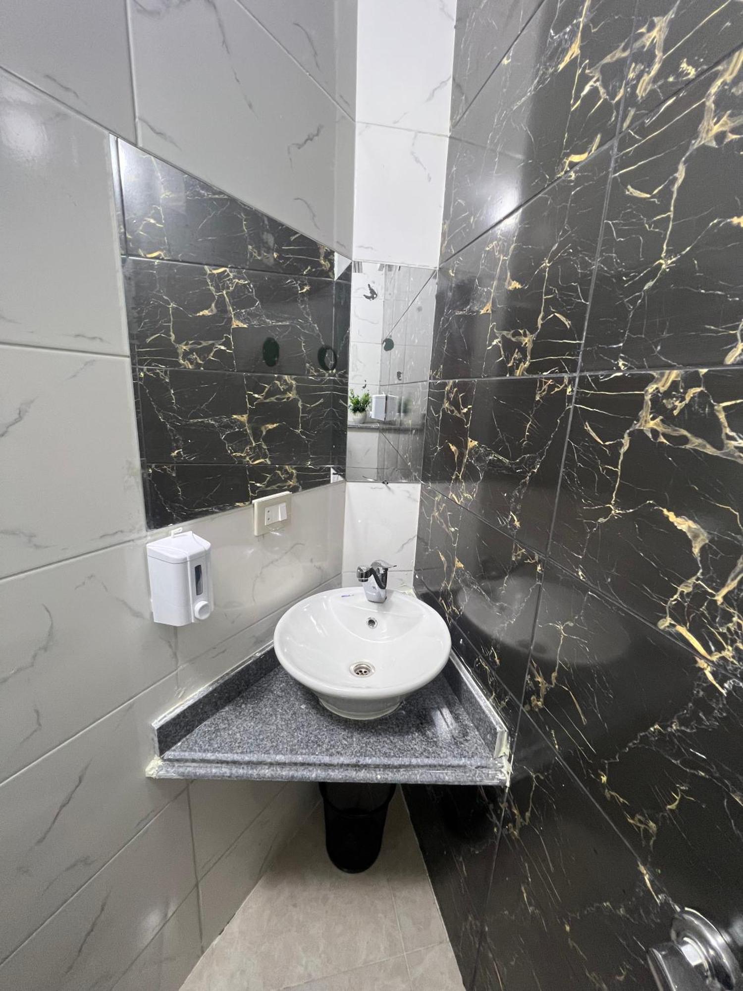 Luxury Downtown - *